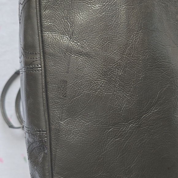 Coach Metallic Kisslock Satchel.Signature Stictched Patent Carryall. - Picture 7 of 14